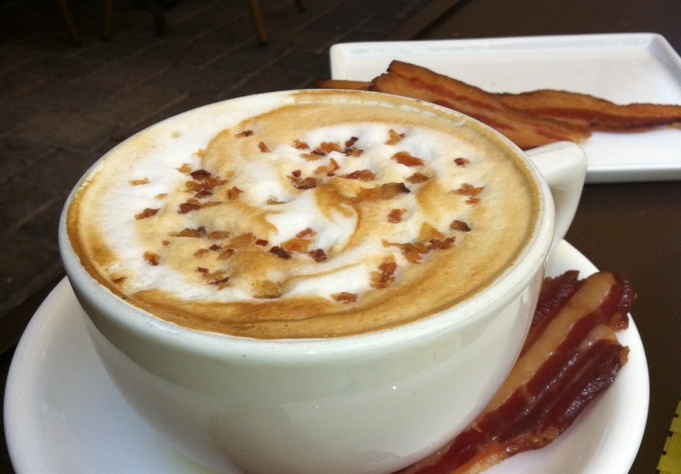 bacon-maple-latte-e1344901718209-968x675